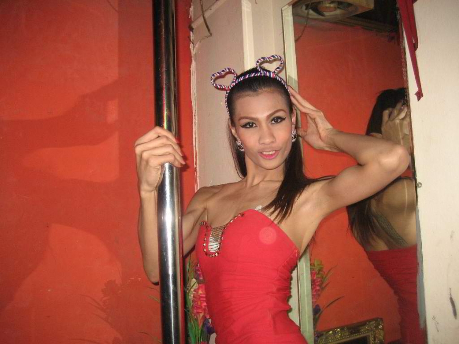 rigtig meget Elektrisk skorsten Bangkok Info Guide : Guess Ladyboy Bar - Sukhumvit